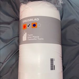 ikea twin comforter UNOPENED